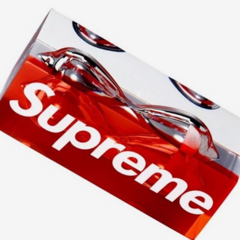 Supreme Translucent Sand Timer BOGO New SS FW 19